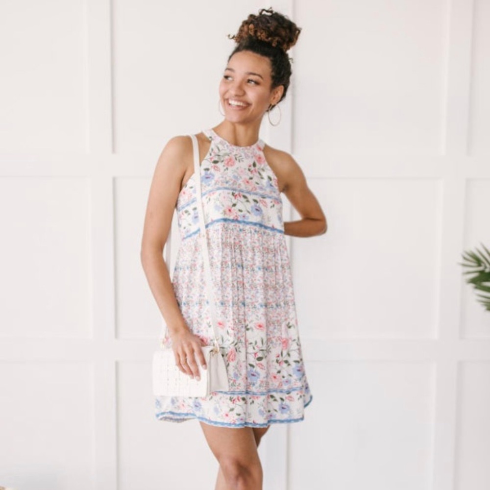 Like New, White, White Birch, Floral Halter-Neck Mini-Dress - Size Large